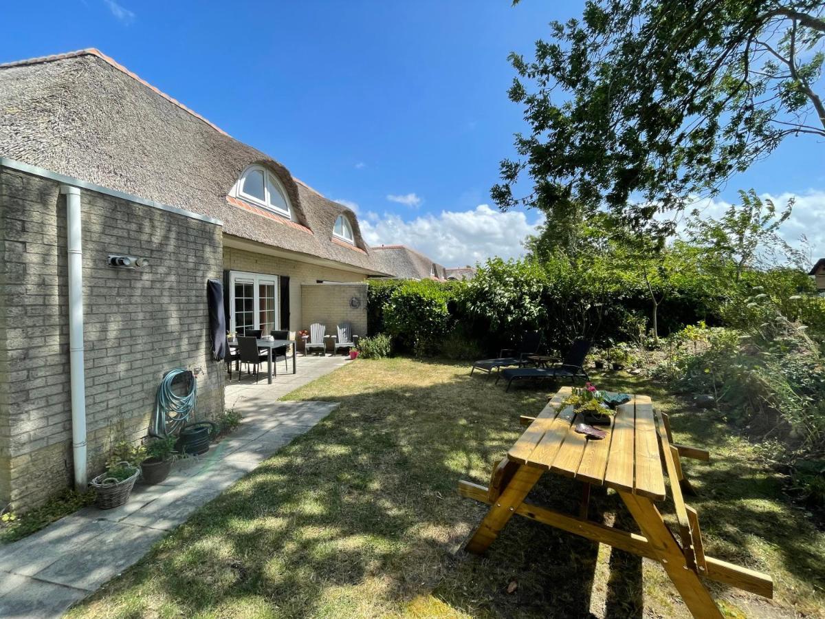 Holiday Beach House Hellevoetsluis Bagian luar foto
