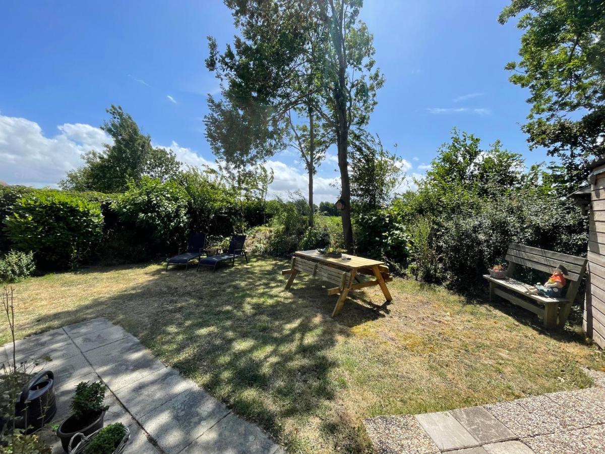 Holiday Beach House Hellevoetsluis Bagian luar foto